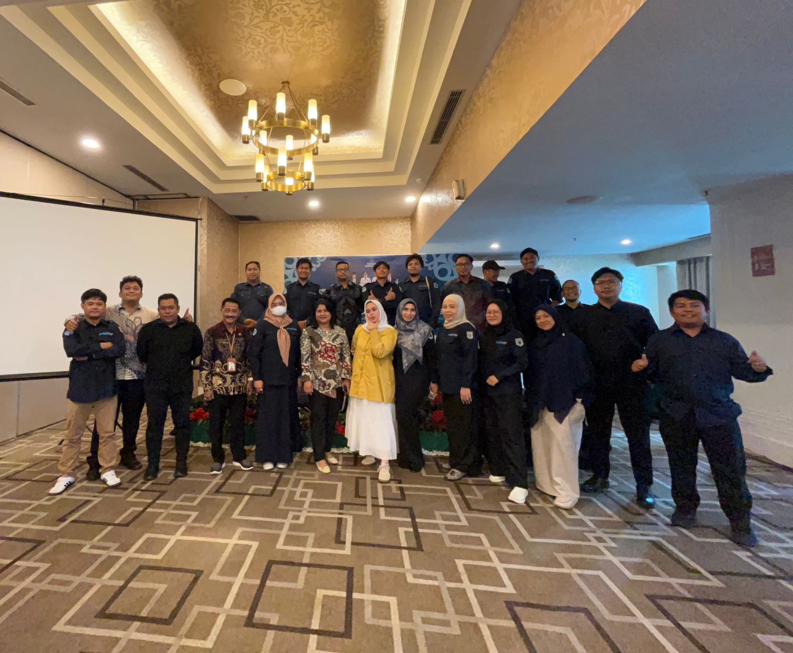 BIDANG IKP MENGHADIRI PEMBEKALAN EVALUASI INDEKS PEMDI DI BALIKPAPAN