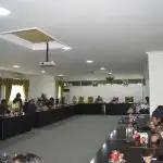 GABUNGAN KOMISI GELAR RDP FASILITASI ASPIRASI MASYARAKAT PASIR MAYANG DAN MODANG KECAMATAN KUARO