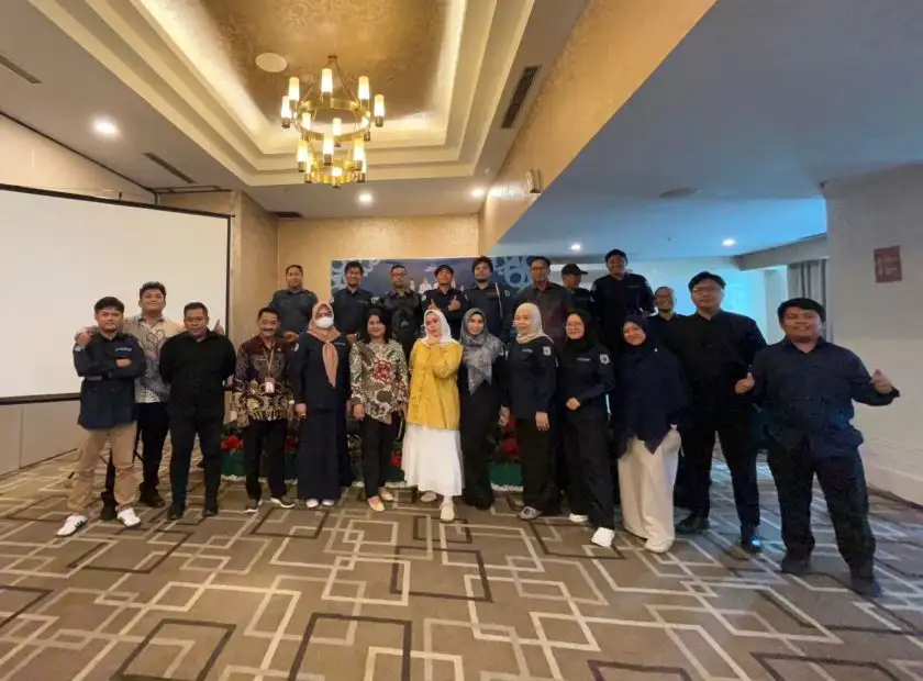 whatsapp_image_2025-10-25_at_08-01-05