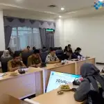 Diskominfostaper Paser Gelar Sosialisasi Internet Desa Publik